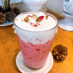 Iced Rose Tea with milk