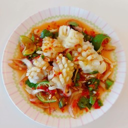 ยำปลาหมึก