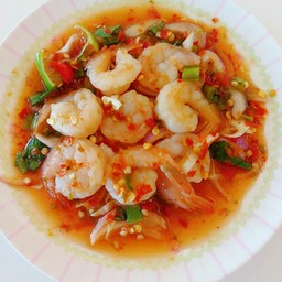 ยำกุ้งลวก