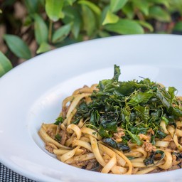 อูด้งกระเพรากรอบ