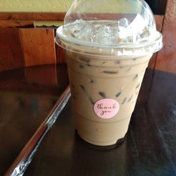 ร้าน เเฟมั้ย ชาเหอะ