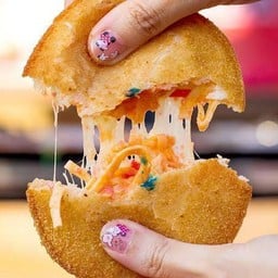 พิซซ่าทอดกรอบ โกรเซอรี่