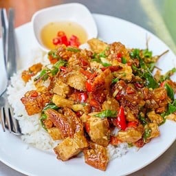 ก๋วยเตี๋ยวเนื้อตุ๋น แซ่บเพลิน แพรกษา