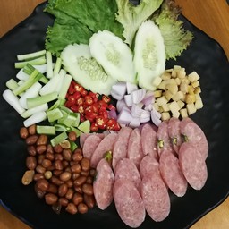 แหนมทรงเครื่อง