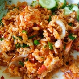 อาหารตามสั่งป้าริน ซอยอุ่นใจ สุขสวัสดิ์74