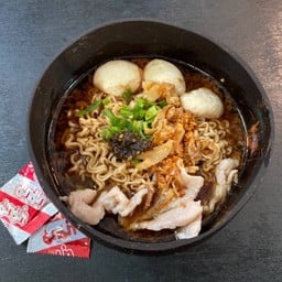 ก๋วยเตี๋ยวหมูต้มยำโบราณร้านประจำ สาขาสัมมากรเพลสราชพฤกษ์