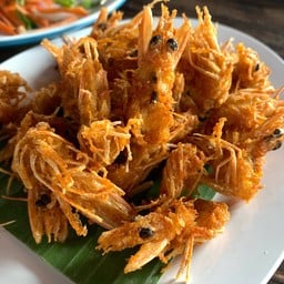 ยำปูม้าเจ็ดยอด สารภี