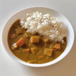 Michi curry ข้าวแกงกะหรี่สไตล์ญี่ปุ่น