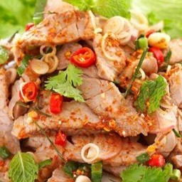 พล่าเนื้อ