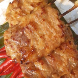 หมูปิ้งนมสด