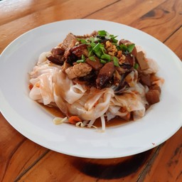 ก๋วยเตี๋ยวหลอดทรงเครื่อง&ก๋วยเตี๋ยวหมูน้ำใส