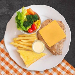 Chicken Breast Steak With Black Pepper And Cheese