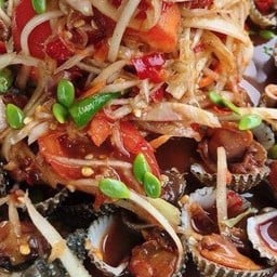 ตำปูปลาร้า หอยแครง ครกใหญ่