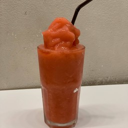 น้ำสตรอเบอรี่ปั่น