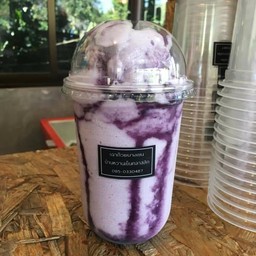 บลูเบอร์รี่โยเกิร์ต