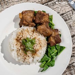 ข้าวหมูตุ๋น