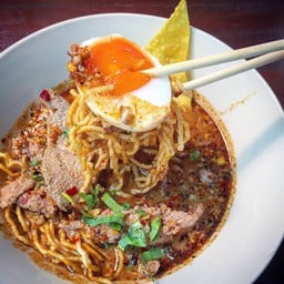 หมี่กรอบต้มยำบ้านนอก