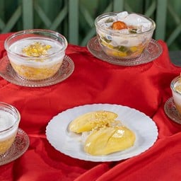 ข้าวเหนียวมะม่วง บัวลอยไข่หวาน เจ๊แดงบ้านไผ่
