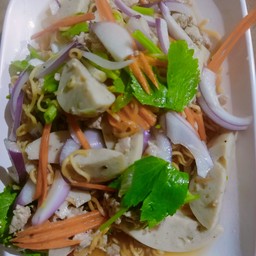 ยำมาม่า