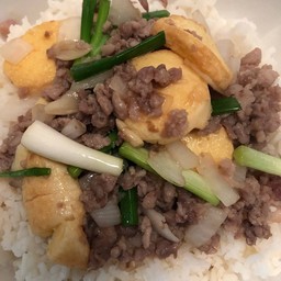 หมูสับผัดเต้าหู้ไข่