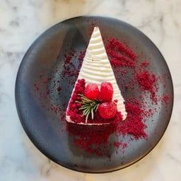 เค้กกกกกอร่อย