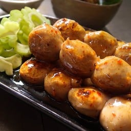 ลูกชิ้นปิ้งเนื้อ