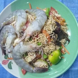 ตำมาม่าปูปลาร้ากุ้งสด