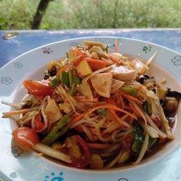 ตำหมูยอ+แถมขนมจีน