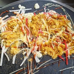 แป้งชาร์โคล+หมูหยอง+ปูอัด+ชีส