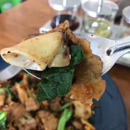 หมึกสดเคี้ยวกรุบๆเลย