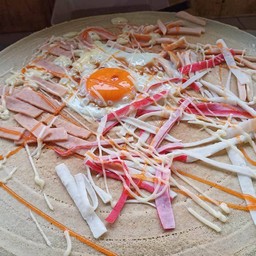 แป้งวนิลา+ไข่ไก่+แฮม+ปูอัด+หมูหยอง