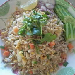 ข้าวผัดปลาอินทรีย์