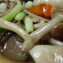 ผัดเห็ดรวมมิตร