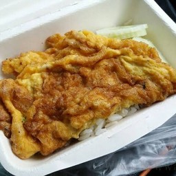 นํ้าดื่ม ประชาอุทิศ