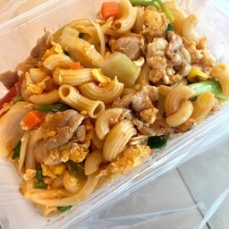 ผัดมะกะโรนี