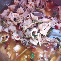 ต้มแซ่บเครื่อวในหมู
