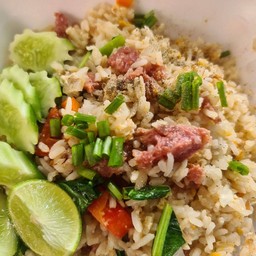 ข้าวผัดแหนม