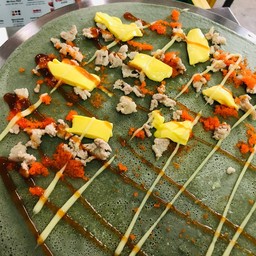หมูสับ + ไข่กุ้ง + เชดด้าชีส