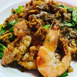 ก๋วยเตี๋ยวไก่ตุ๋นมะระเจ็ดยอด