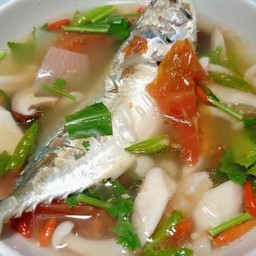 ต้มยำปลาทูสด