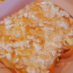 ขนมปังหมูหยองมายองเนส