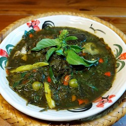 แกงลาวขี้เหล็กปลาแห้งย่าง