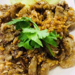 ไส้ตันทอดกระเทียม