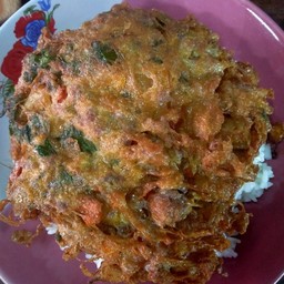 ข้าวไข่เจียวหมูสับทรงเครื่อง