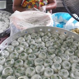 กุยช่ายตลาดพลูอร่อยที่1 สูตรดั้งเดิมกว่า50ปีสาขาหมู่บ้านพฤกษา4