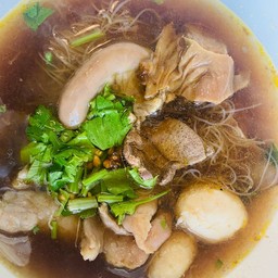 ก๋วยเตี๋ยวหมู ธรรมดา