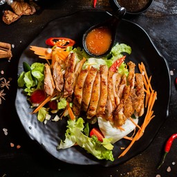 สเต็กยำไก่สไปซี่