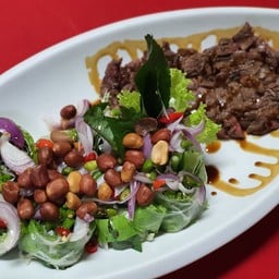 เนื้อริบอายสลัดเมี่ยงญวน