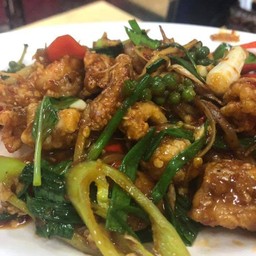 ผัดฉ่าทะเล