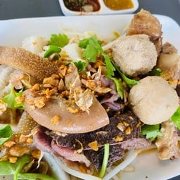 เนื้อลวก ธรรมดา